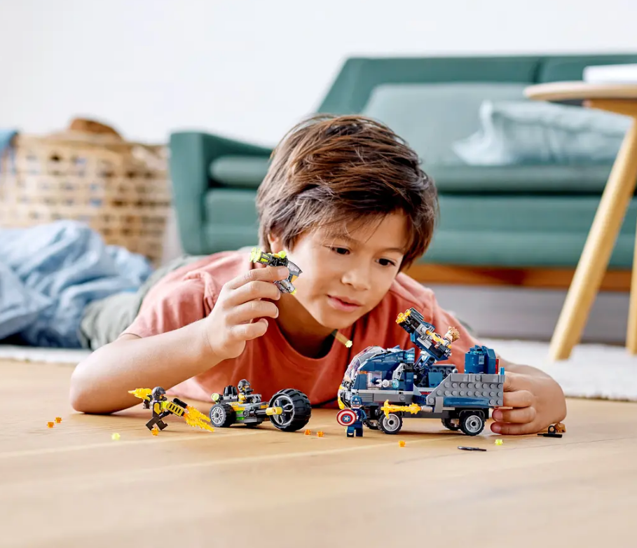 "Kerštojų sunkvežimio užpuolimas" Konstruktorius